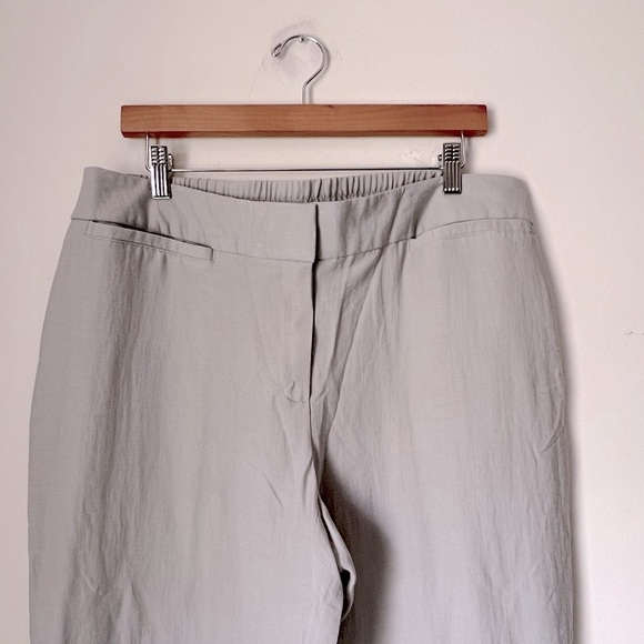 Travelers Collection Chico's Welt Pocket Long Pant Fairfax Gray Comfort Classic - Picture 2 of 12